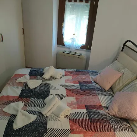 Cadine * Λα Σπέτσια